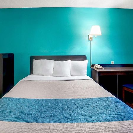 Motel 6-Montoursville, Pa - Уильямспорт Экстерьер фото